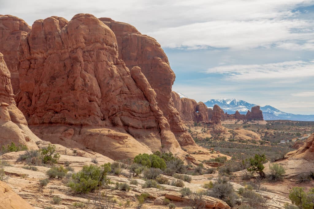 Garden of Eden with Utah mountain backdrop