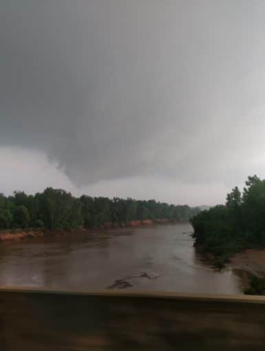 Wall cloud east of Ardmore Oklahoma on May 27, 2017