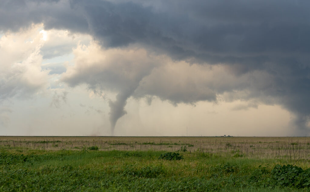 The Silverton tornado looks kind of like an arrow temporarily