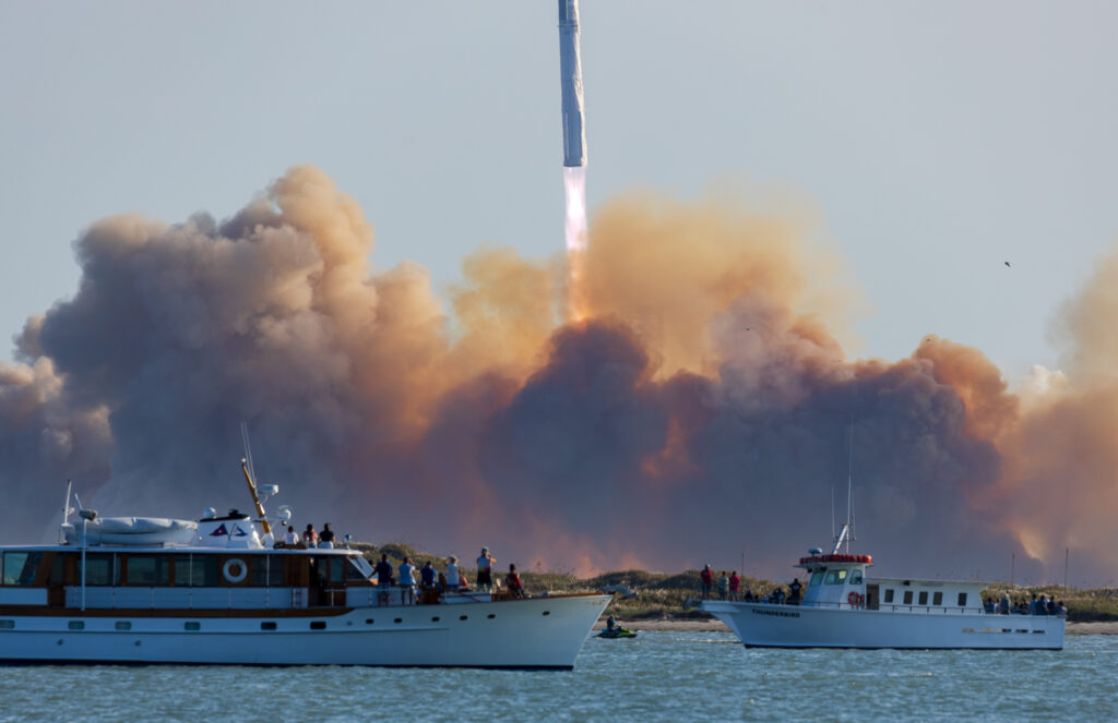 Starship 6 Launching