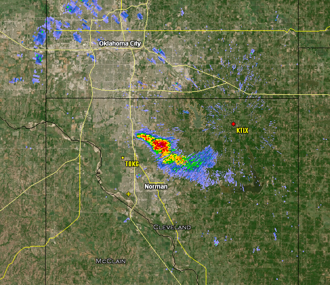 4:35 pm KTLX October 23, 2025